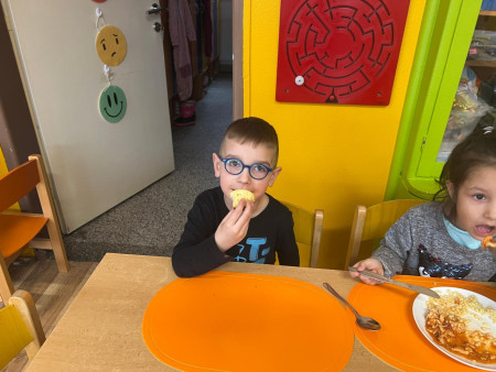 Zkoušíme si různá povolání